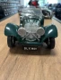 BBURAGO колекционерски модел JAGUAR SS100 ROADSTER 19937г. 1:18, снимка 5