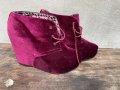 Плюшени обувки цвят бордо, със скрита платформа, снимка 2