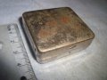 СТАРИННА МЕТАЛНА КУТИЙКА за БИЖУТА или ДРУГО с ПЛЮШ ОТВЪТРЕ РЯДКА ИЗРАБОТКА 30954, снимка 2