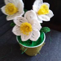 Цветя от мъниста, снимка 3 - Изкуствени цветя - 39405303