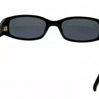 Слънчеви очила GUESS, снимка 5 - Слънчеви и диоптрични очила - 31134895