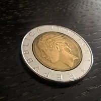 Монета - Италия - 500 лири | 1982г., снимка 2 - Нумизматика и бонистика - 31720227