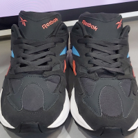 REEBOK  39 номер перфектни , снимка 6 - Маратонки - 36500309