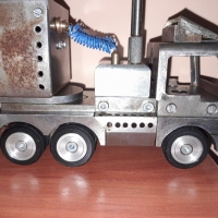 Метален модел на камион, снимка 8 - Колекции - 44647988