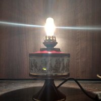 Порцеланова, ръчно изработена лампа от Италия, Флоренция. , снимка 7 - Настолни лампи - 44464338