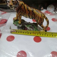 Сувенир тигър , снимка 3 - Декорация за дома - 35370388