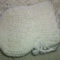Ръчно плетена пелена , снимка 1 - Пелени, памперси - 39703038