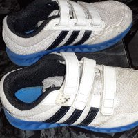 Сандали+подарък маратонки, снимка 9 - Детски сандали и чехли - 38088428
