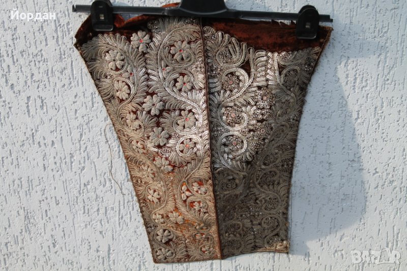 Богато украсен ръкав от носия сребърна сърма, снимка 1