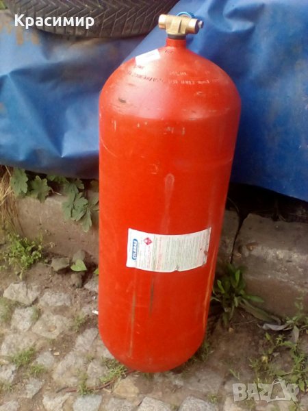 40 броя Метанови бутилки 59 литра 10 кг -100 лева  всички да се вземат 05/2007година, снимка 1