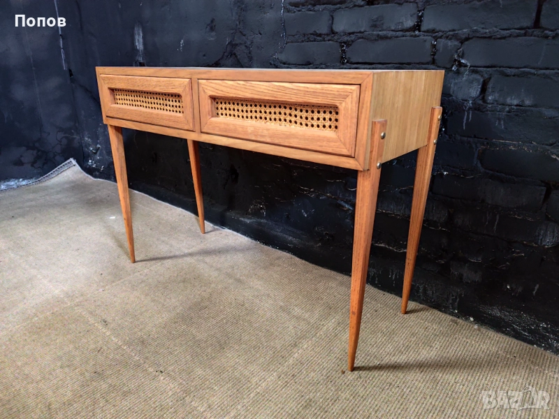 Конзолна маса, снимка 1