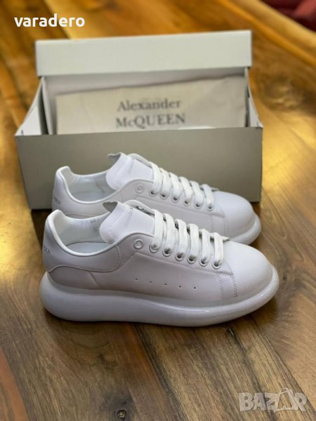 Дамски маратонки с кутия и плик висок клас Alexander Mcqueen , снимка 1