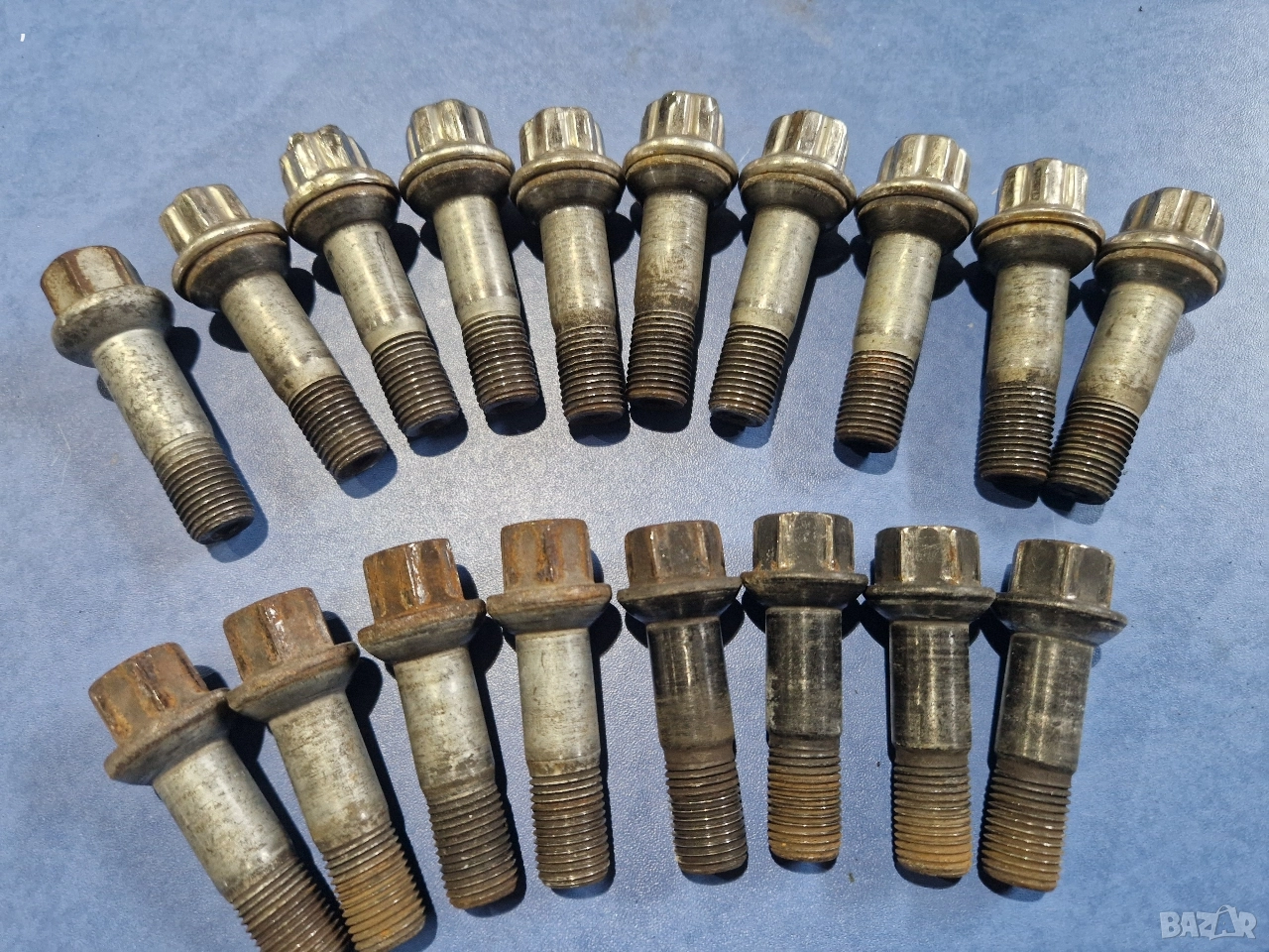 Болтове Mercedes W 221, снимка 1