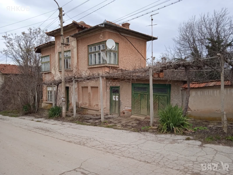 Продавам, снимка 1