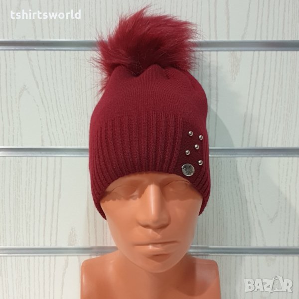 Нова зимна дамска шапка СилвърСтар с камъчета и помпон/пух в цвят бордо, снимка 1