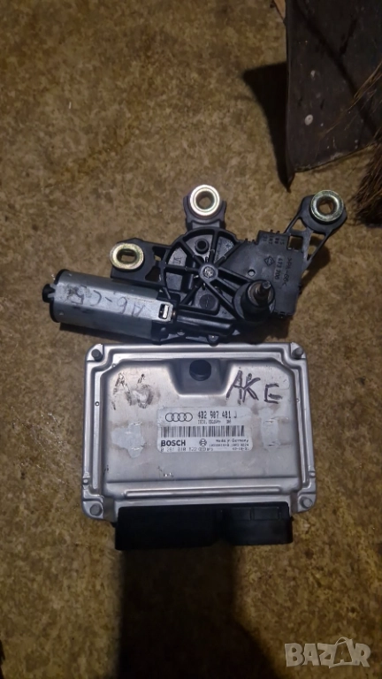 4B2 907 401 J Компютър ECU ЕКУ computer Ауди А6 Ц5 Audi A6 C5, снимка 1