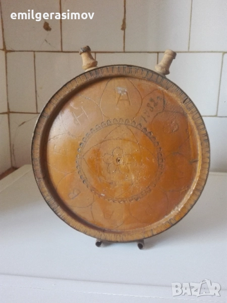 Стар бъкел за вода и ножица за храсти., снимка 1