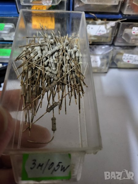 резистор, съпротивление  3 мегаома 0,5 вата, снимка 1