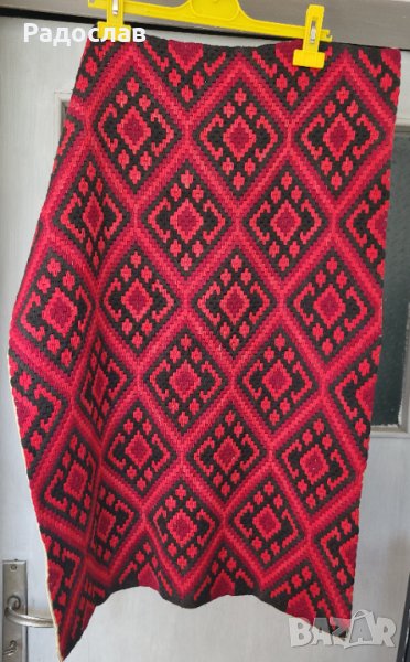 Продавам постелка битова червена Нова 80х60 см, снимка 1