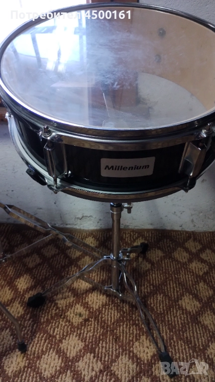 Барабани и стойка за чинел , снимка 1