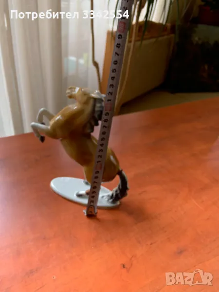 ПОРЦЕЛАН ФИГУРА СТАТУЕТКА ОТ РАННИЯ СОЦ МАРКИРОВКА, снимка 1