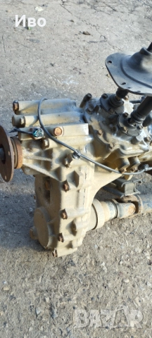 Продавам за Mazda B2500 i Ford Ranger, снимка 4 - Части - 52668154