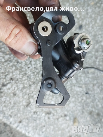 Дерайлъор 11 скорости за велосипед колело Shimano ultegra rd m 6800 за ремонт или части , снимка 2 - Части за велосипеди - 52816992