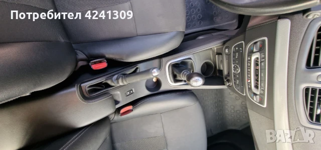 Продавам Renault Megane, снимка 12 - Автомобили и джипове - 50529890