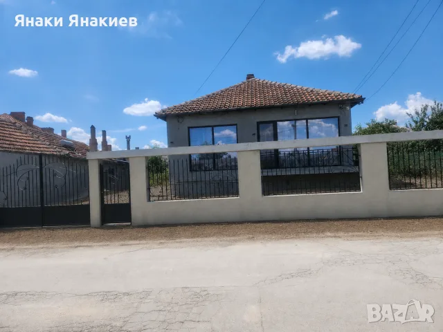 продавам къща гр.дългопол 