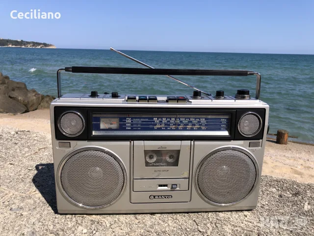 SANYO M-9940K-SILVER-Оригинален японски радиокасетофон., снимка 12 - Радиокасетофони, транзистори - 55929273