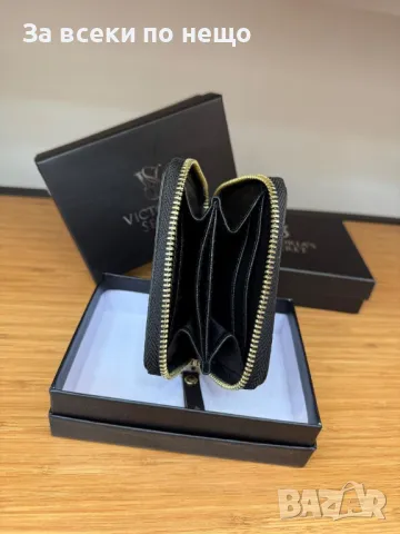 Victoria's Secret Дамско Малко Портмоне С Кутия Виктория Сикрет - Различни Цветове Код E139, снимка 6 - Портфейли, портмонета - 50233395