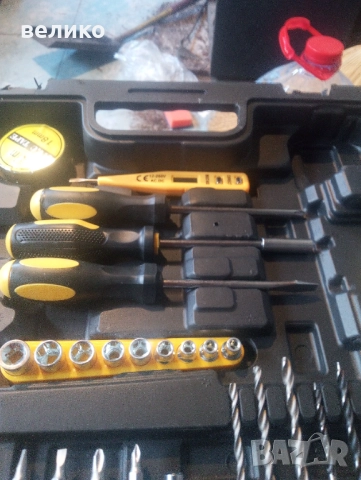 Продавам акумулаторен винтоверт+30 части, снимка 2 - Винтоверти - 52605676