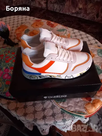 мъжки маратонки.