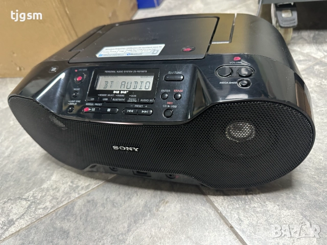 Минисистема радио Mp3 Плеър Sony Zs-Rs70Btb, снимка 2 - Радиокасетофони, транзистори - 52957747