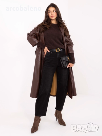 Дамски черни дънки с колан