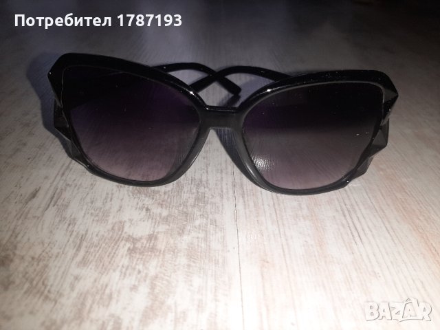Нови слънчеви очила, снимка 3 - Слънчеви и диоптрични очила - 44240341