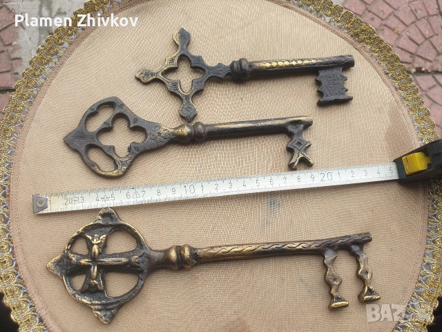 комплект стари голями манастирски ключове, снимка 2 - Антикварни и старинни предмети - 54078944
