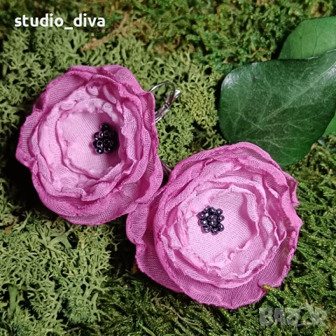 Обеци цветя