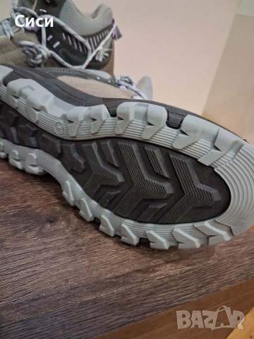 Туристически обувки високи ест.кожа номер 39, снимка 3 - Спортна екипировка - 53224373