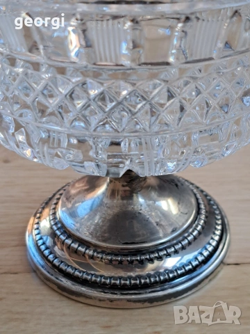 кристална бонбониера със сребърен пиедестал , снимка 3 - Антикварни и старинни предмети - 53083947