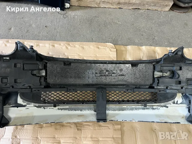 Предна броня за Mercedes C-class W203 преди фейс (цвят 189), снимка 12 - Части - 56144335