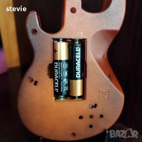 Сувенир - китара с батерия, снимка 4 - Декорация за дома - 48853326