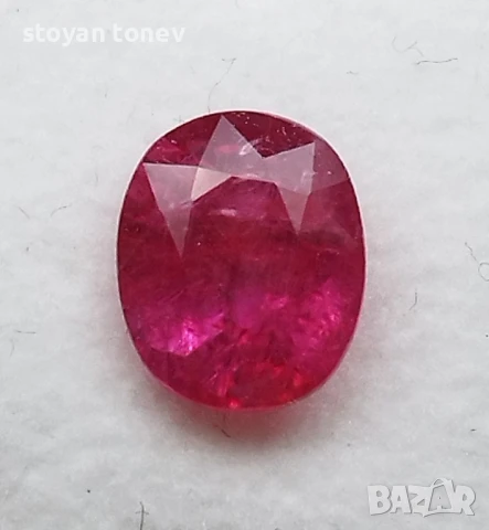 Фантастичен ненагряван рубин с жив цвят 2.13кт.! Сертифициран! Нов!, снимка 9 - Други - 50705746