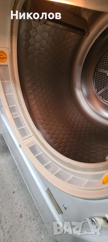 Сушилня Miele T8403 C 6кг, снимка 4 - Сушилни - 48423952