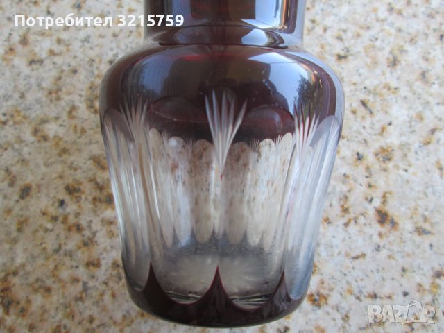 Малка Кристална ваза ,червен кристал, снимка 5 - Декорация за дома - 36948237