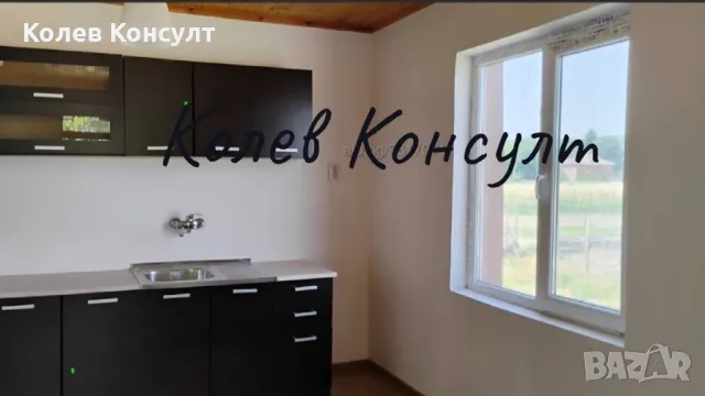 Продавам къща в село Поповица , снимка 8 - Къщи - 49250636