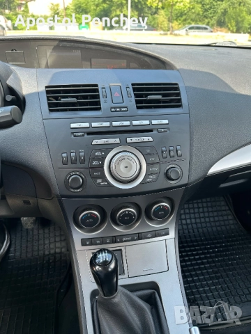 Mazda 3 MZR-CD 2.2, снимка 13 - Автомобили и джипове - 52105580