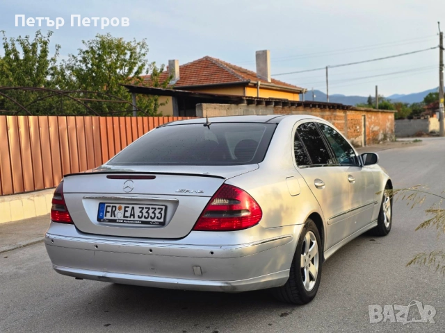 MB E320 CDI Avantgarde-AMG Пакет!204hp панорама!, снимка 9 - Автомобили и джипове - 51507200