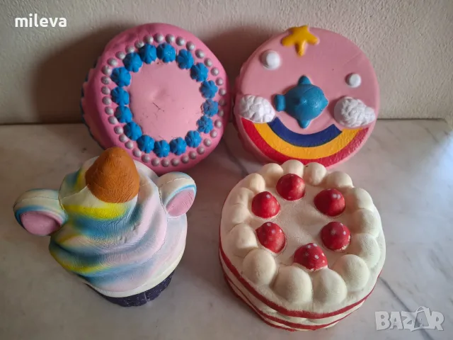 Скуишита различни лотчета