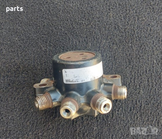 Горивен Разпределител 1.5DCI Рено Меган - Сценик 2 - Канго - Клио 2 - Симбол - Нисан - Дачия N, снимка 2 - Части - 38333657